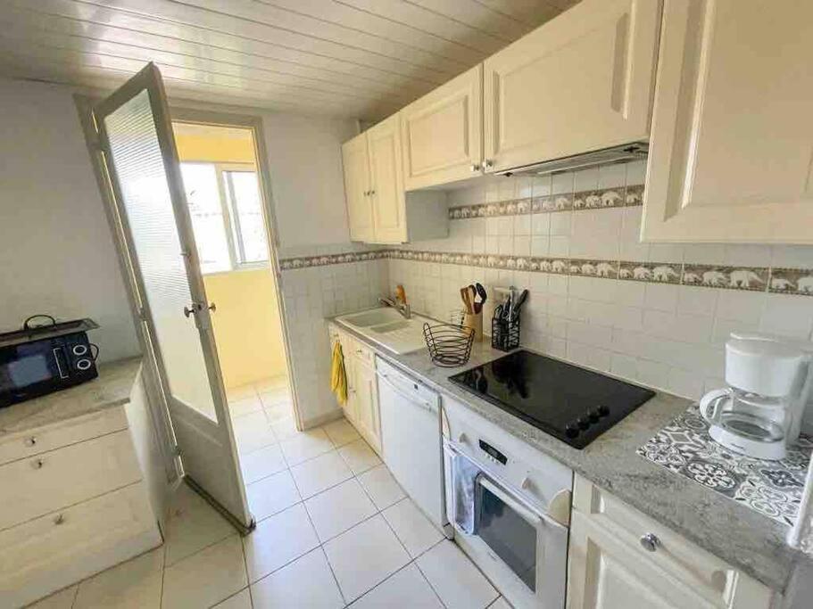 Appartement Spacieux Avec Parking Gratuit Sète Dış mekan fotoğraf